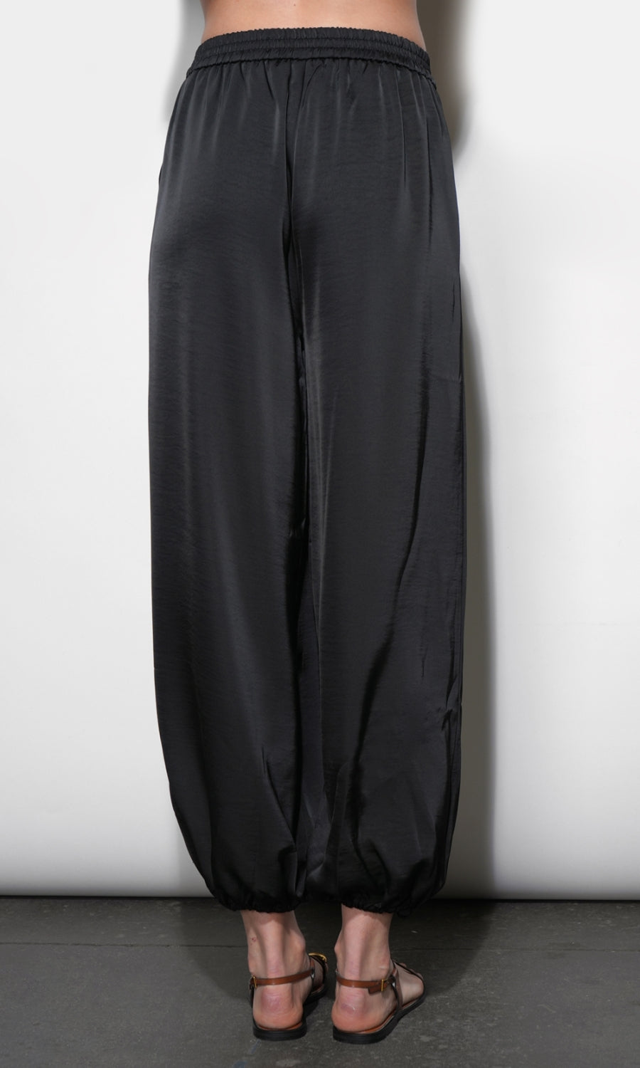 Ophelia Elastic Waist Balloon Black Pants